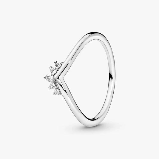 Shiny Chevron Ring with Zirconia