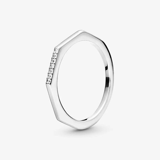 Minimalist Ring with Zirconia Details