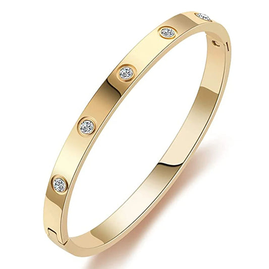 Brazalete con Detalles Brillantes en Oro
